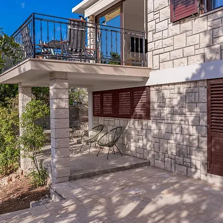 Citrine Apartman